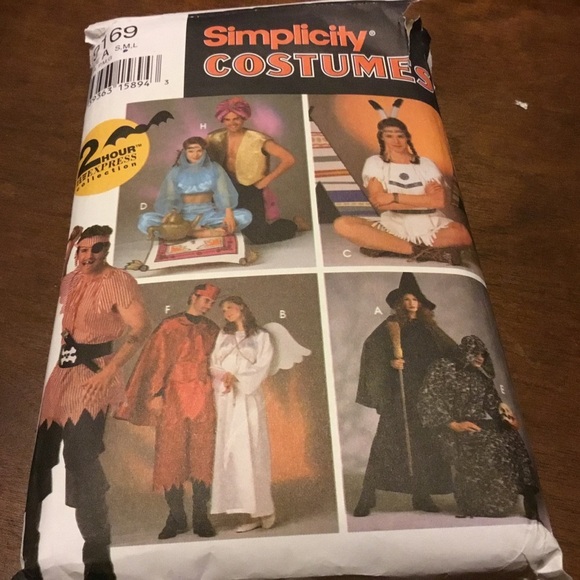 Simplicity 9169 cut to m-  Kids Halloween Costume Set - - Picture 7 of 7